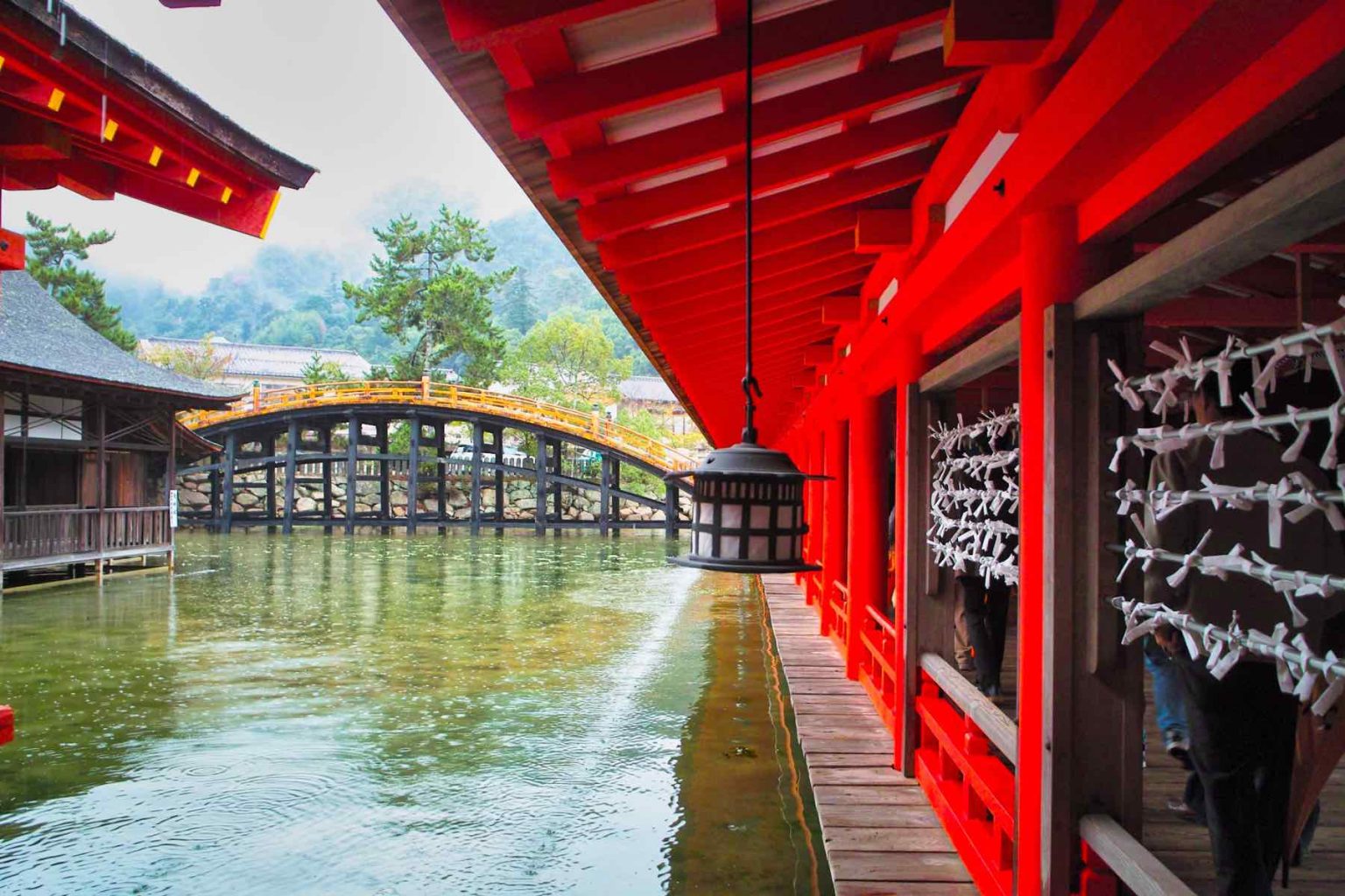 厳島神社