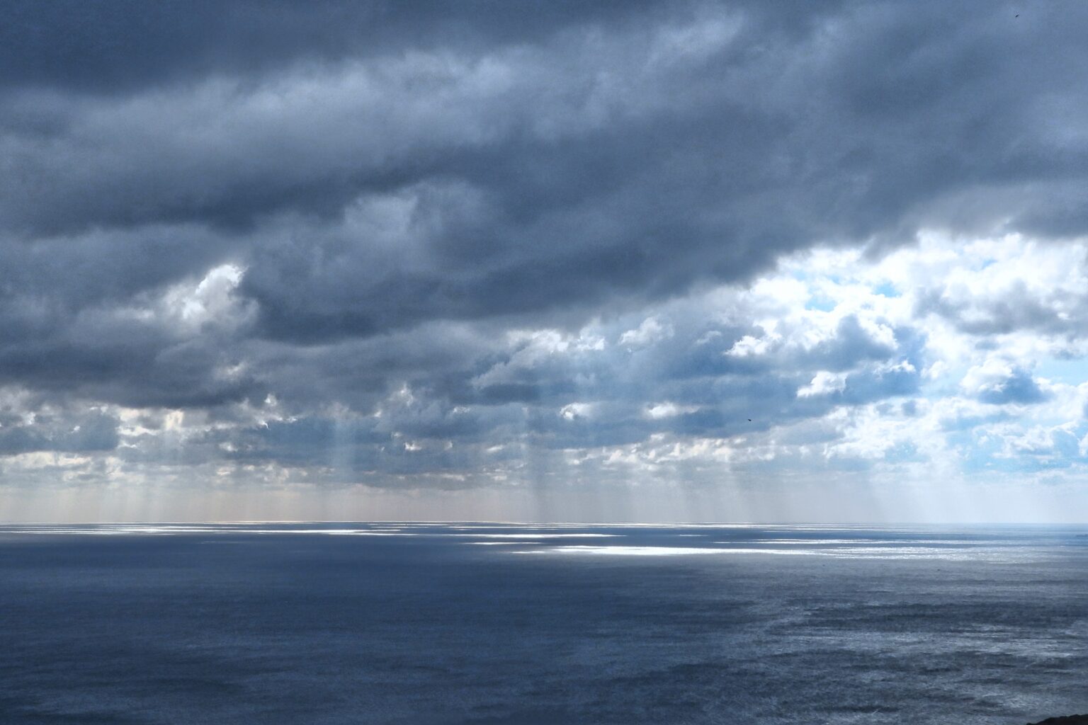 雲と海