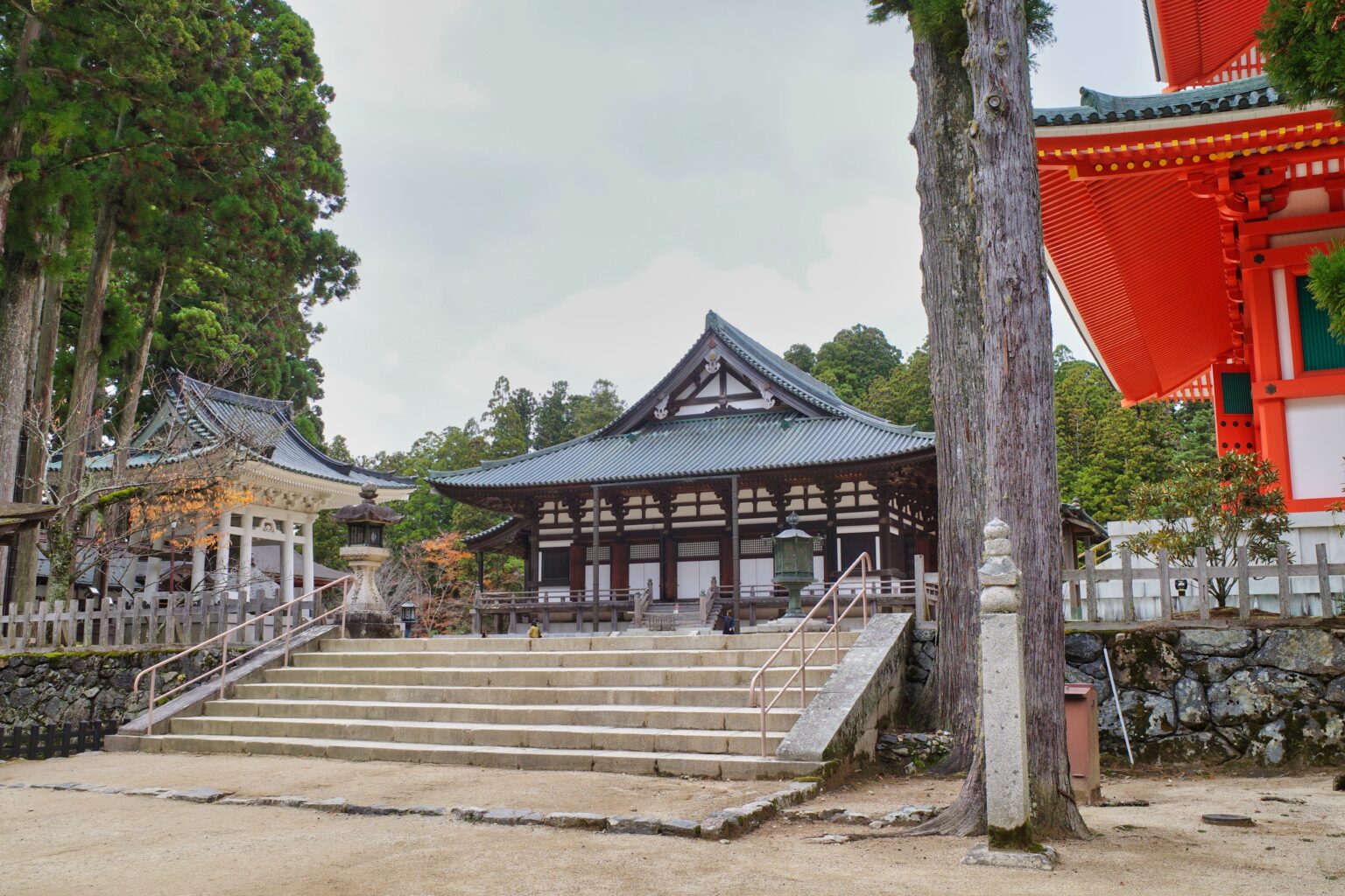 高野山 壇上伽藍