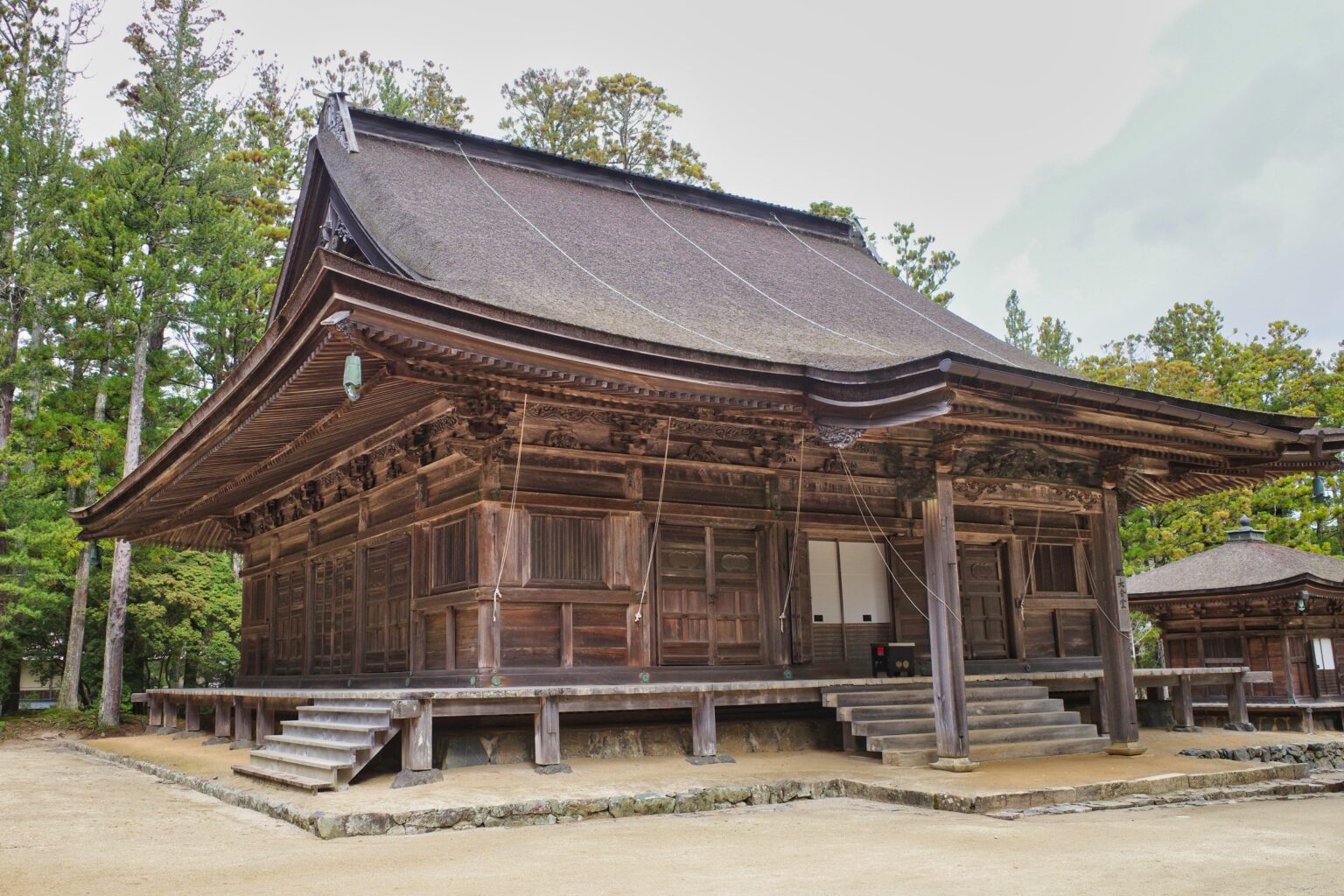 高野山大会堂