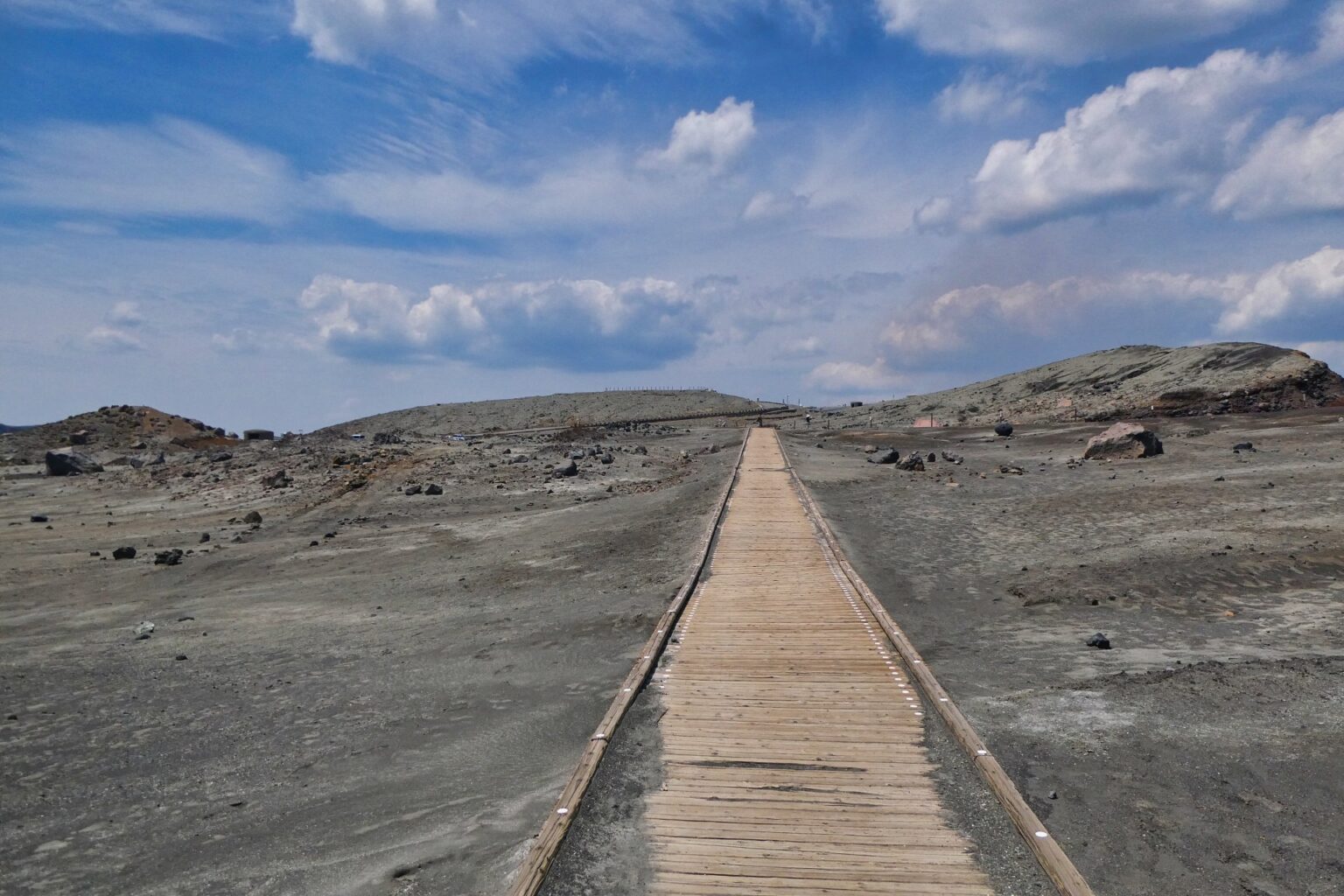 砂千里ヶ浜の歩道