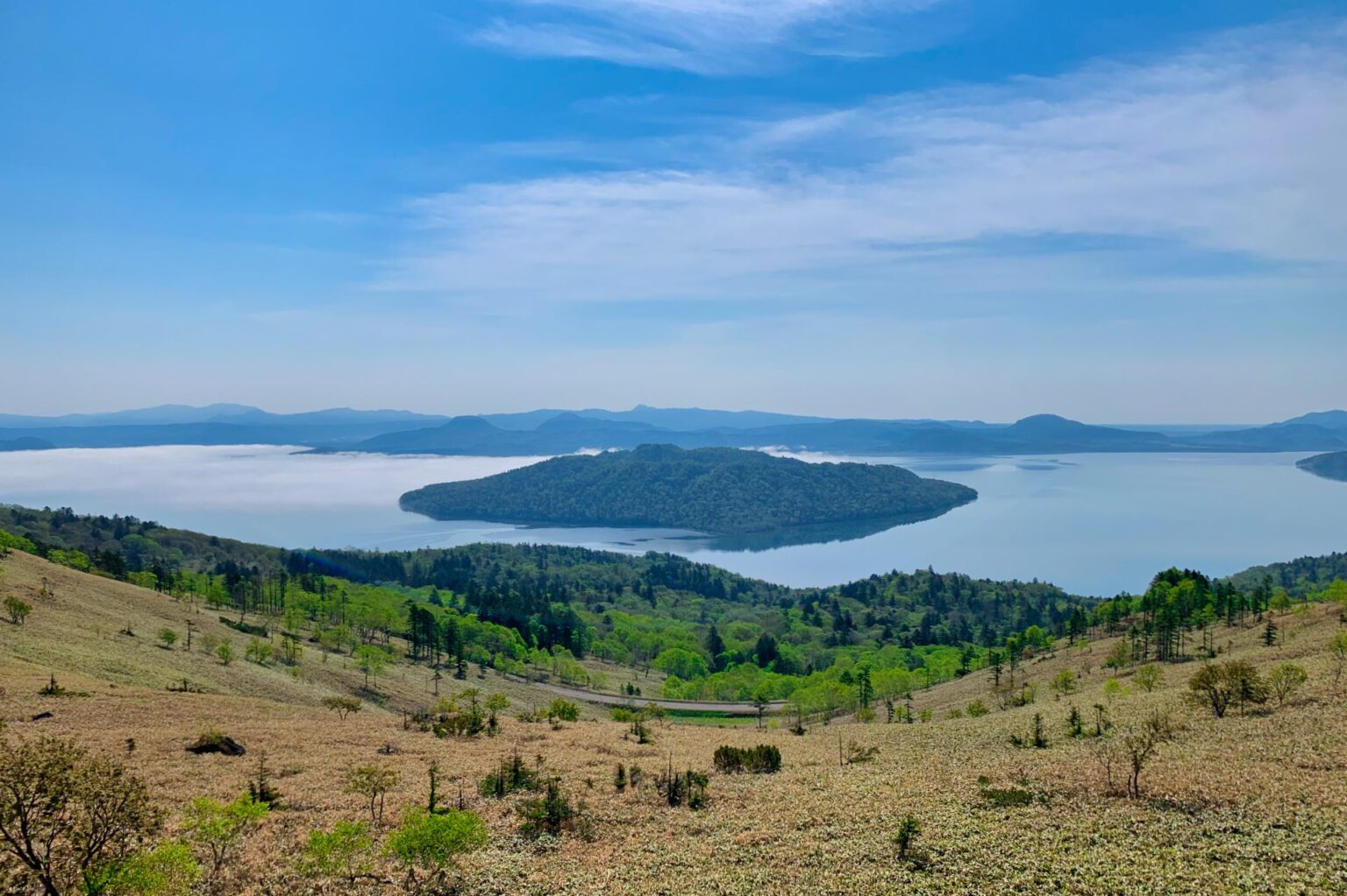 屈斜路湖　美幌峠